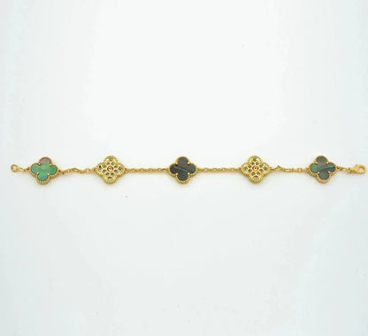 [⭐Renara] CLOVER 5 MOTIF GRAY MOP BRACELET COLLECTION