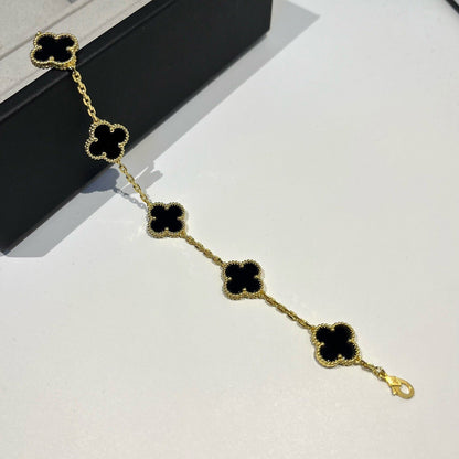 [⭐Renara] CLOVER 5 MOTIF ONYXS BRACELET COLLECTION