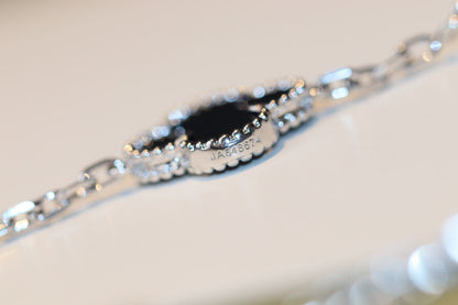 [⭐Renara]CLOVER 20 MOTIFS ONYX DIAMOND SILVER