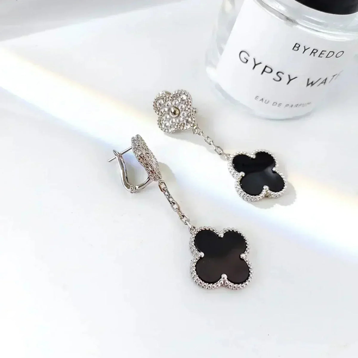 [⭐Renara]CLOVER 2 MOTIFS  DIAMOND ONYX EARRINGS SILVER