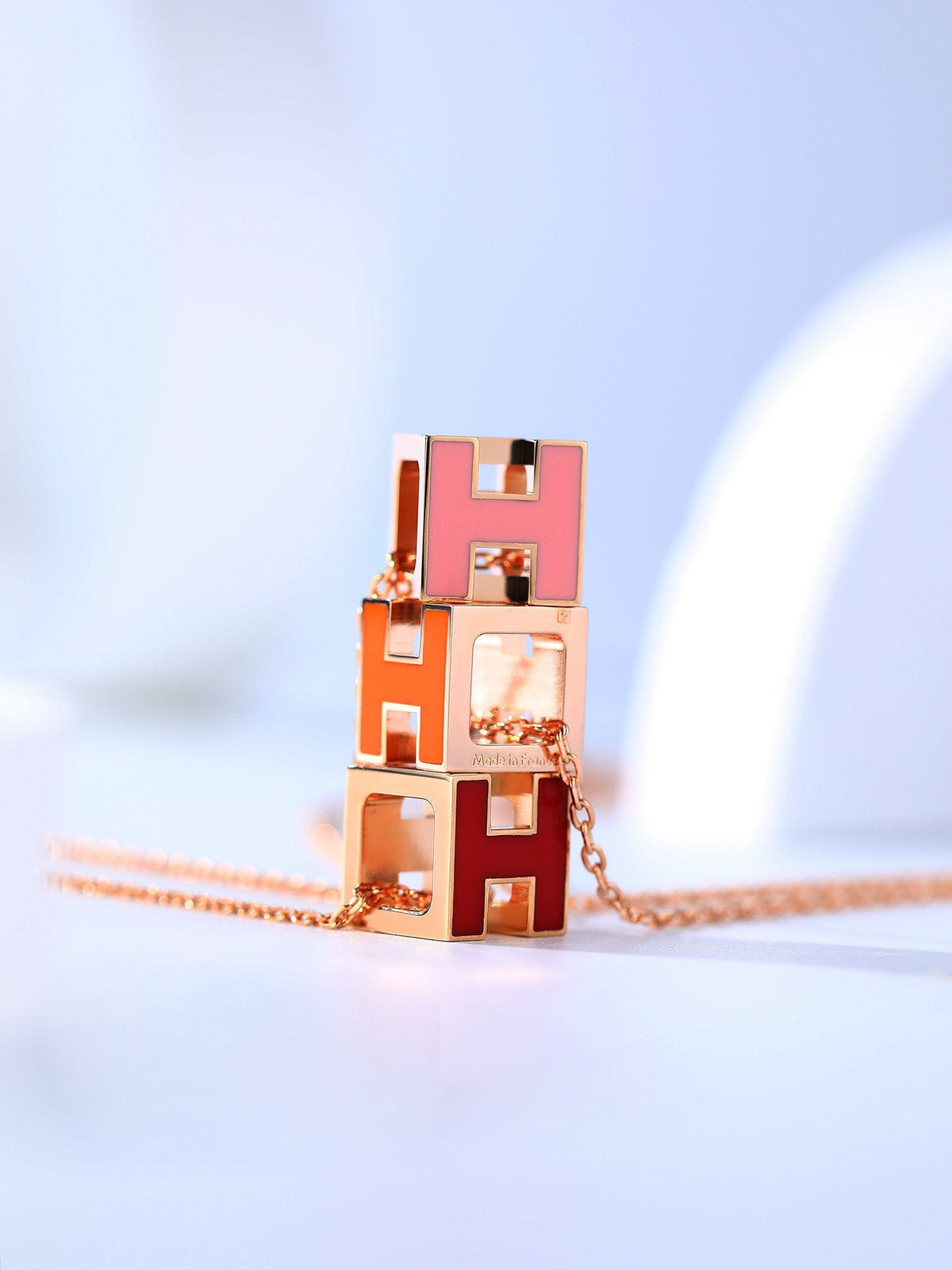 [⭐Renara]H CAGE PINK GOLD NECKLACE