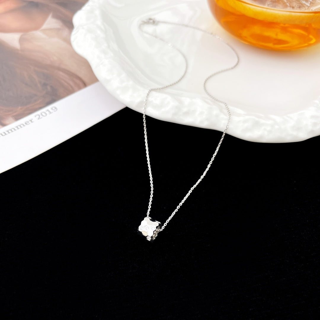 [⭐Renara]BEE MINI PEDANT DIAMOND NECKLACE