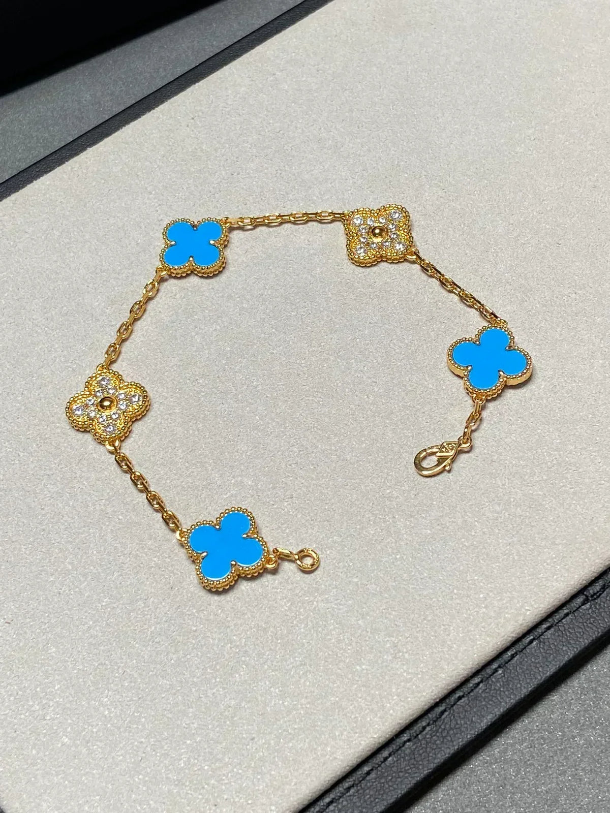 [⭐Renara] CLOVER 5 MOTIF BLUE AGATE BRACELET COLLECTION