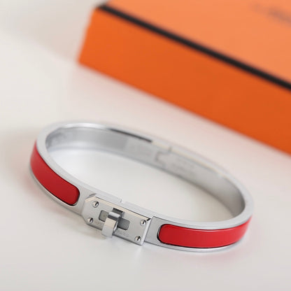 [⭐Renara]HM KELLY RED BRACELET