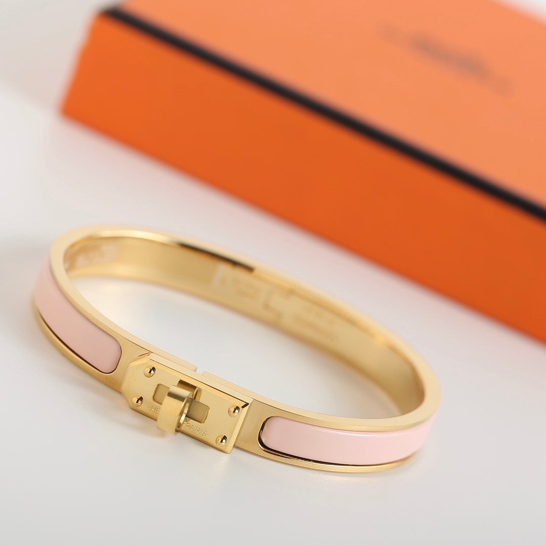 [⭐Renara]HM KELLY LIGHT PINK BRACELET