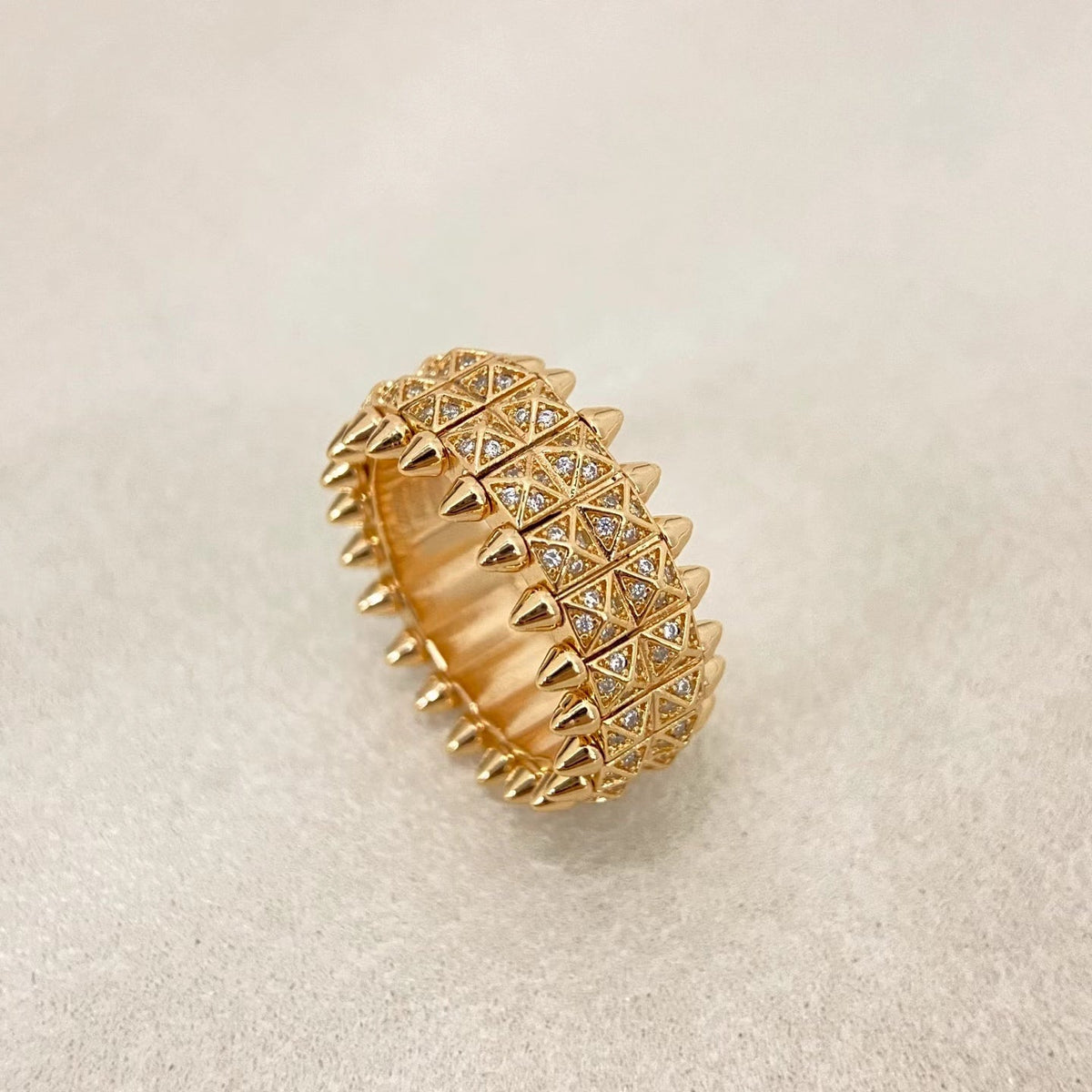 [⭐Renara]CLASH DOUBLE-ROW RIVET RING WITH DIAMOND SETTING