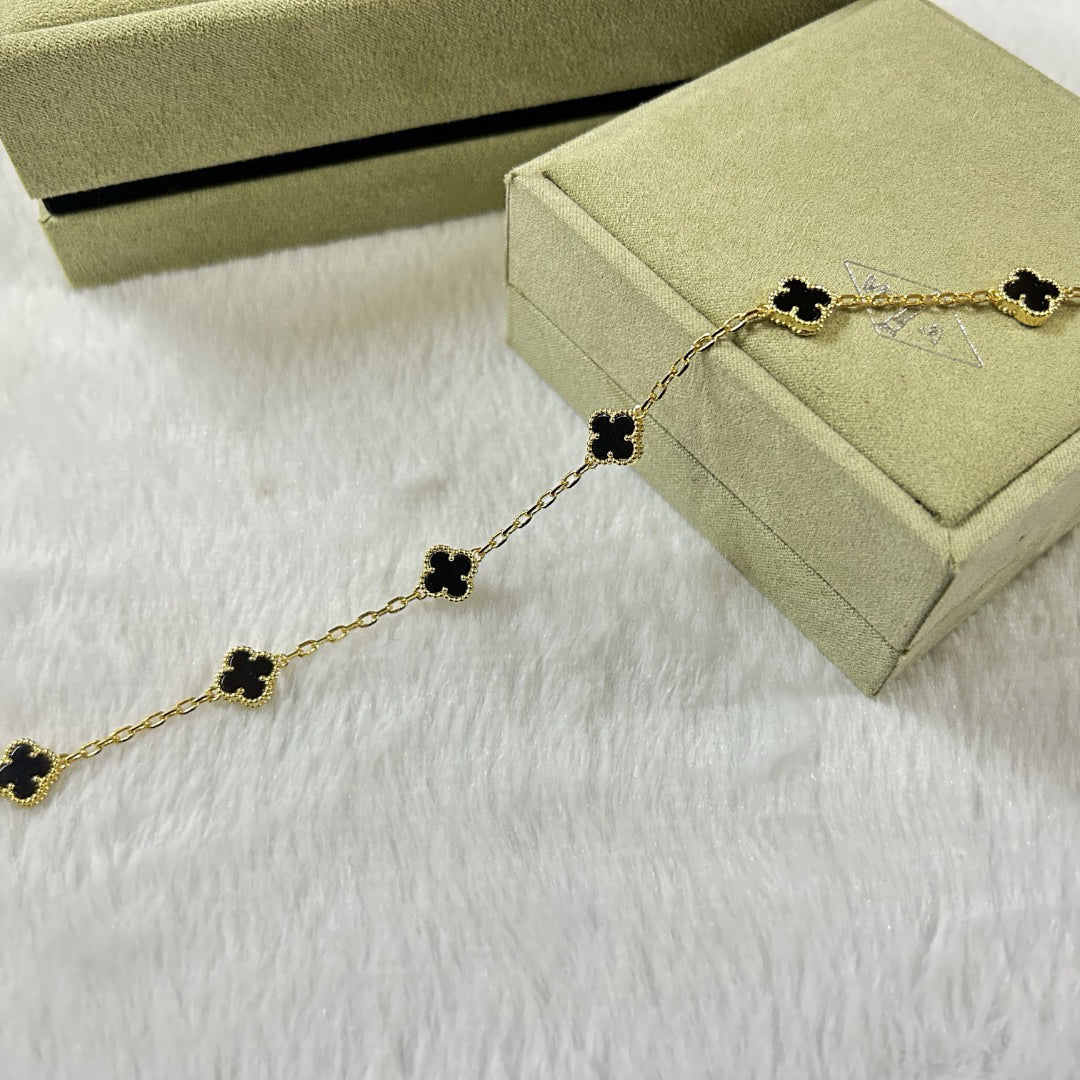 [⭐Renara]CLOVER 6 MOTIF  ONYXS BRACELET