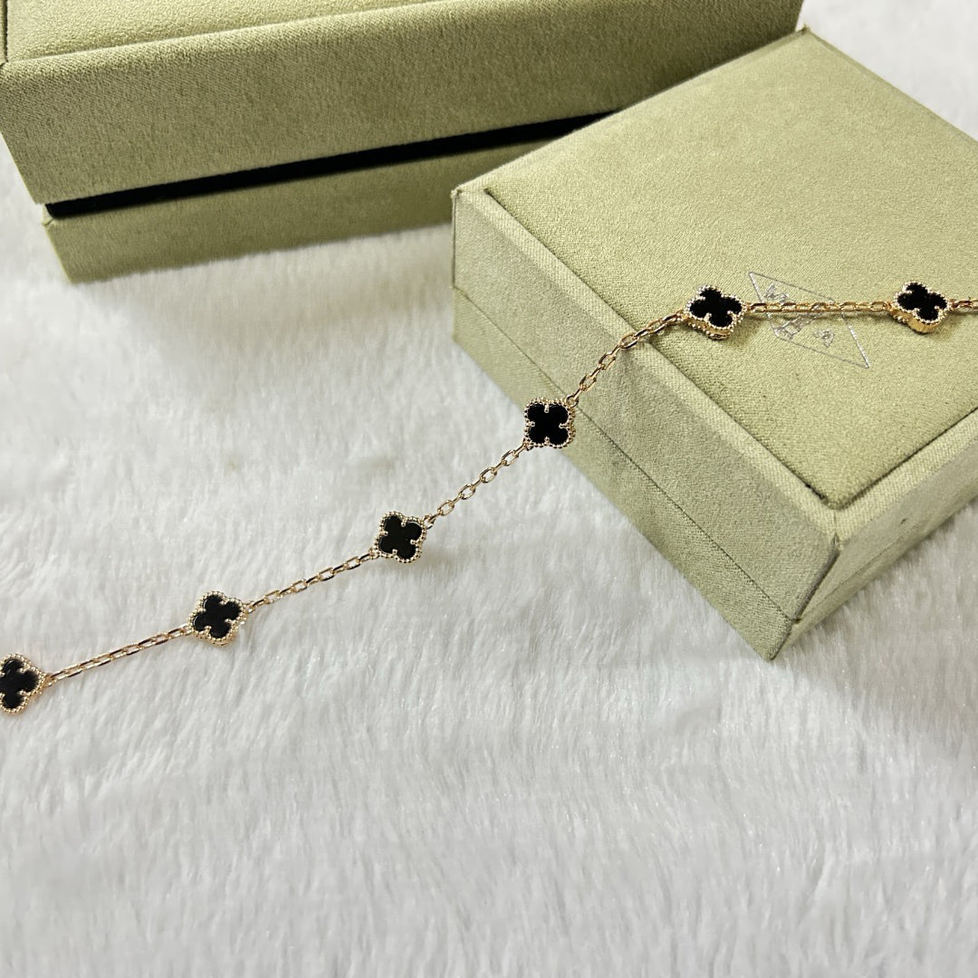 [⭐Renara]CLOVER 6 MOTIF  ONYXS BRACELET