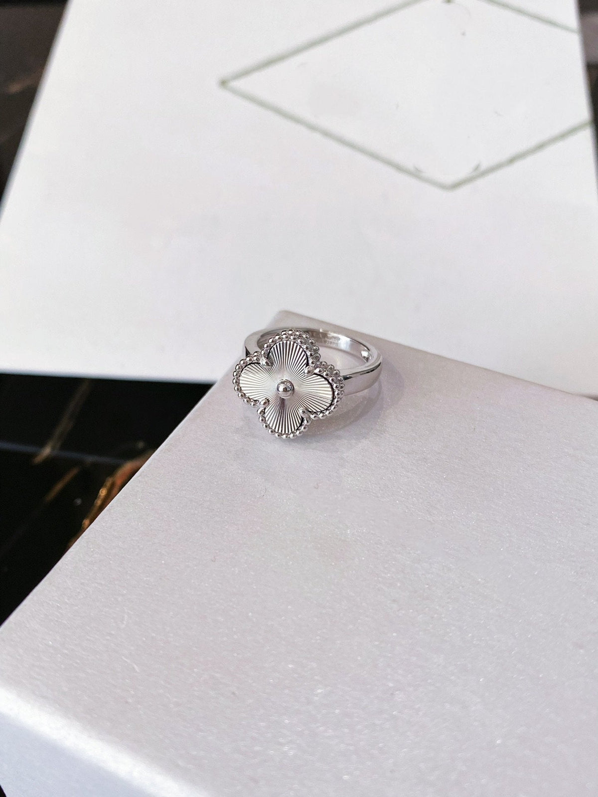 [⭐Renara]CLOVER SILVER RING