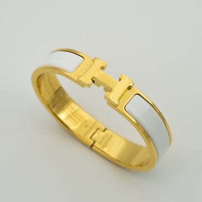 [⭐Renara]H WHITE BRACELET