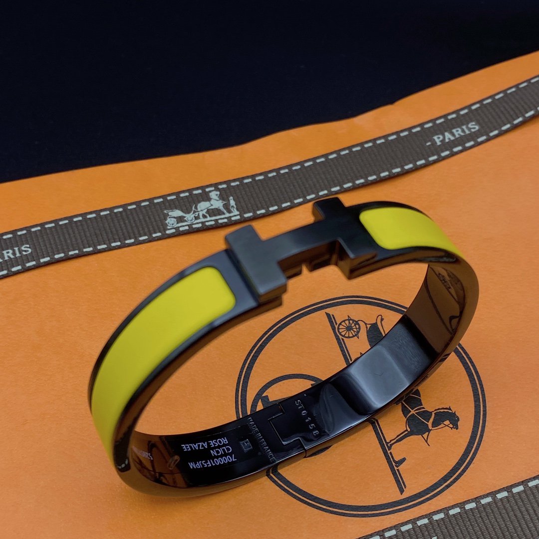 [⭐Renara]CLIC HM SO BLACK YELLOW BRACELET