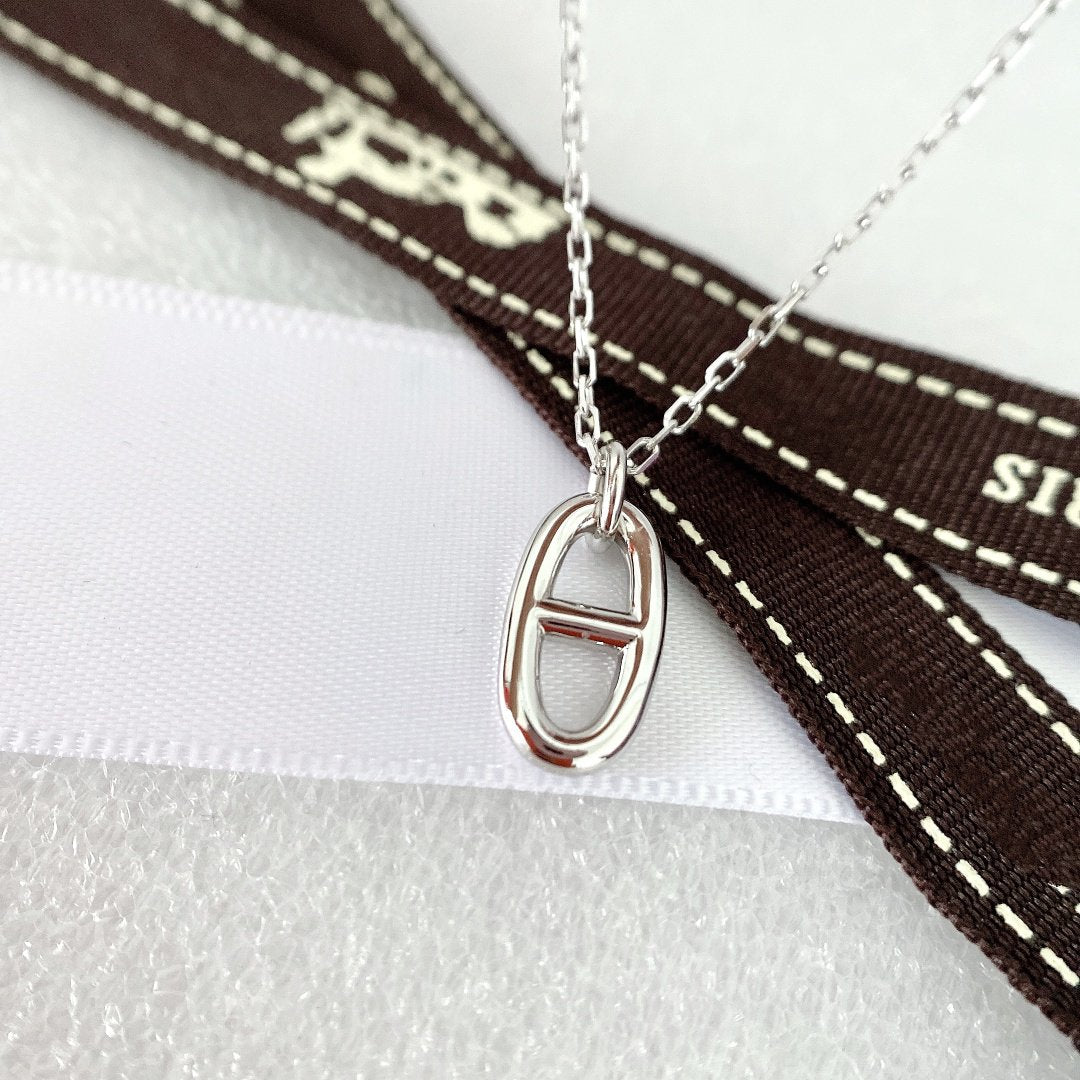 [⭐Renara]HM PIG NOSE NECKLACE