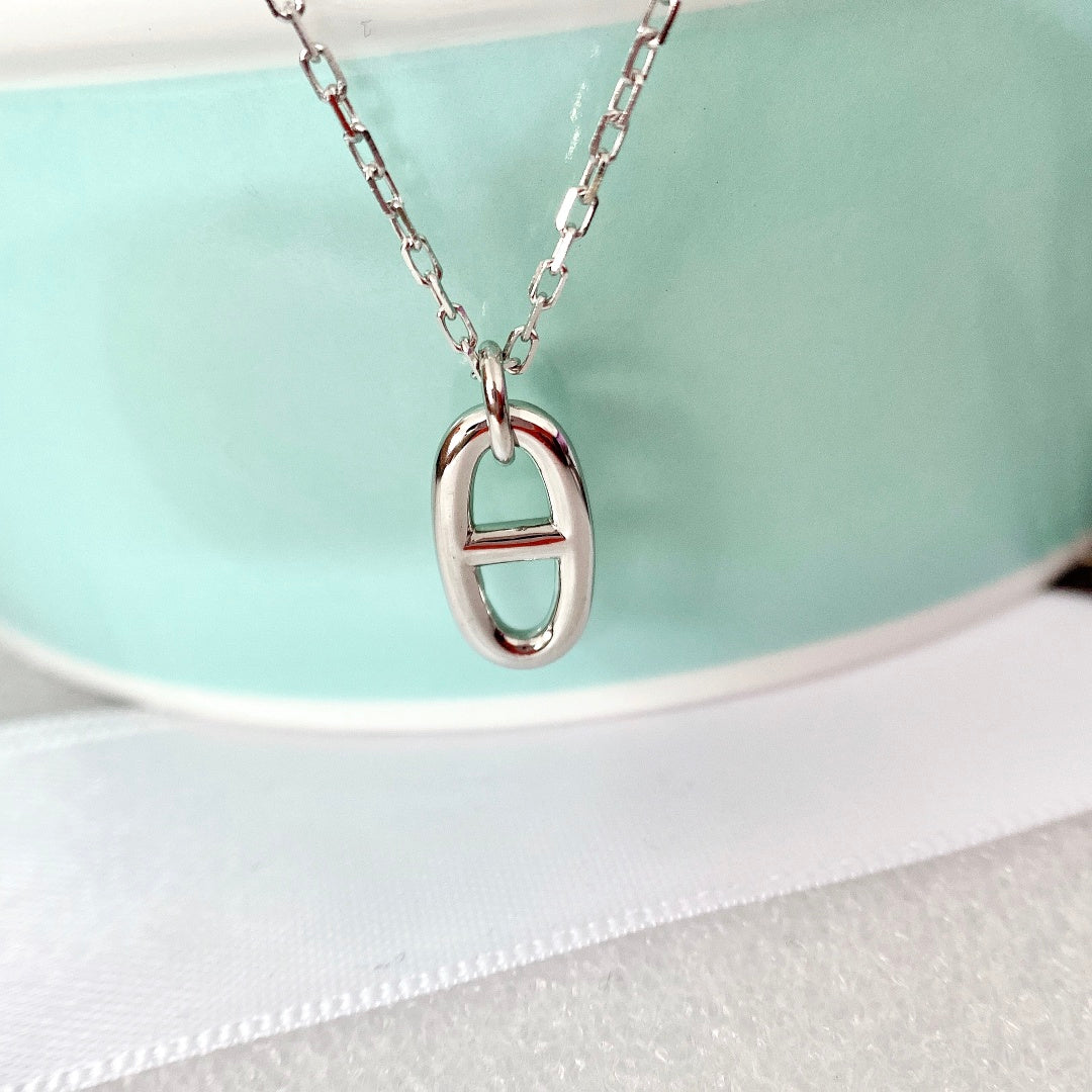 [⭐Renara]HM PIG NOSE NECKLACE