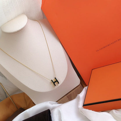 [⭐Renara]HM CLIC BLACK ENAMEL GOLD NECKLACE