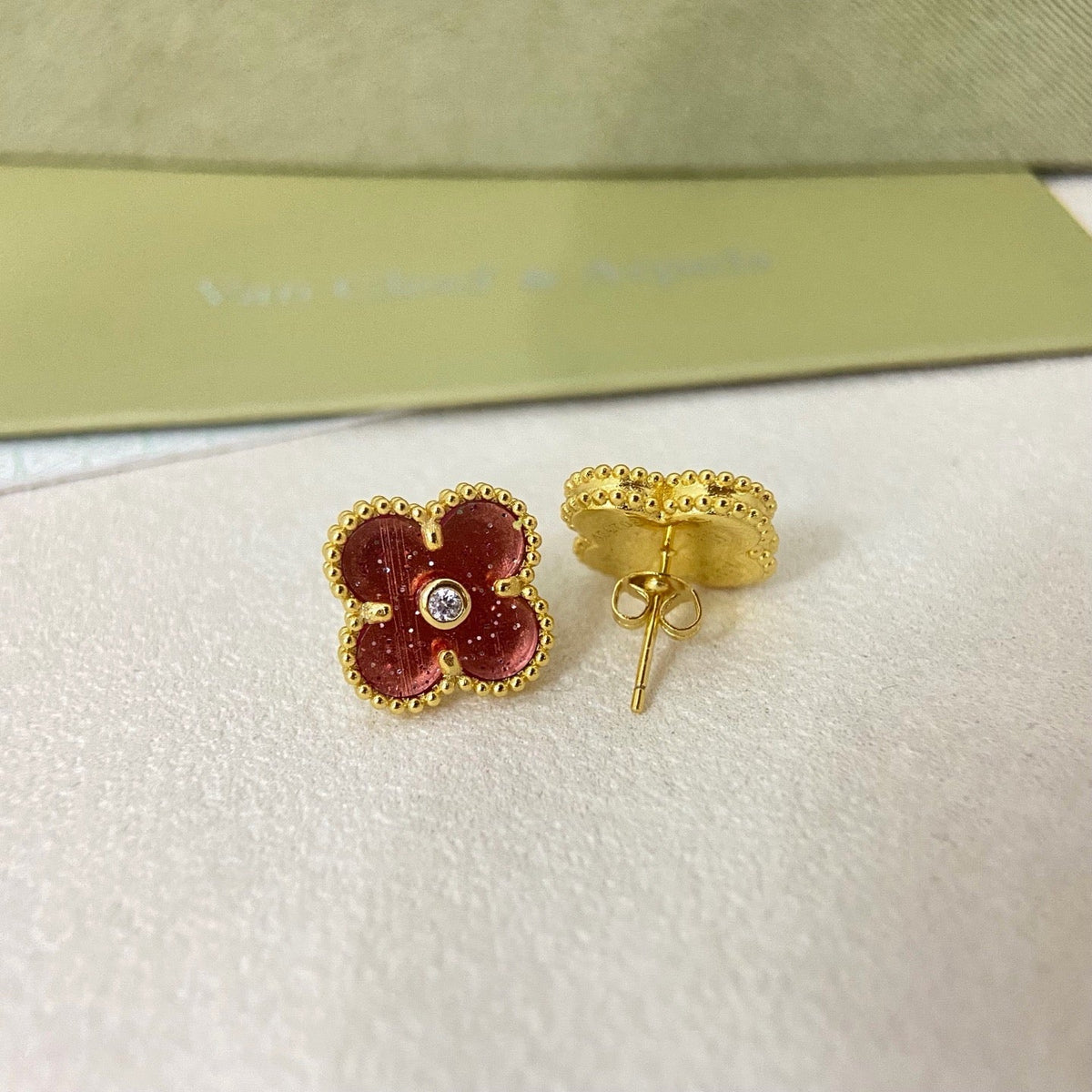 [⭐Renara]2026 NEW  CLOVER 1 MOTIFPINK ENAMEL STUD EARRINGS WITH DIAMONDS