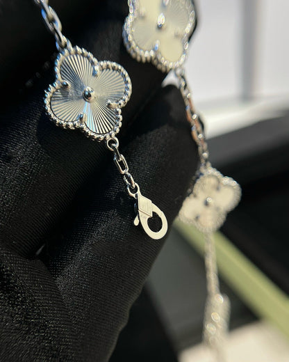 [⭐Renara] CLOVER 5 MOTIF LASER BRACELET COLLECTION